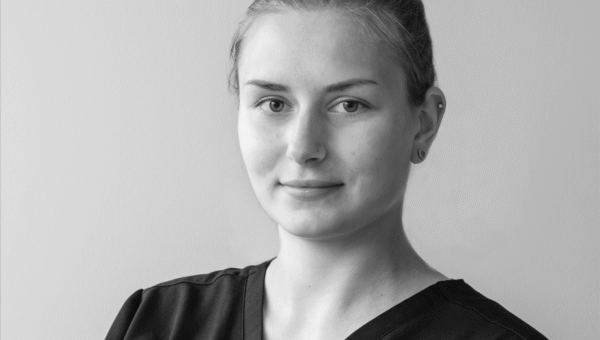 Massöör Julia
