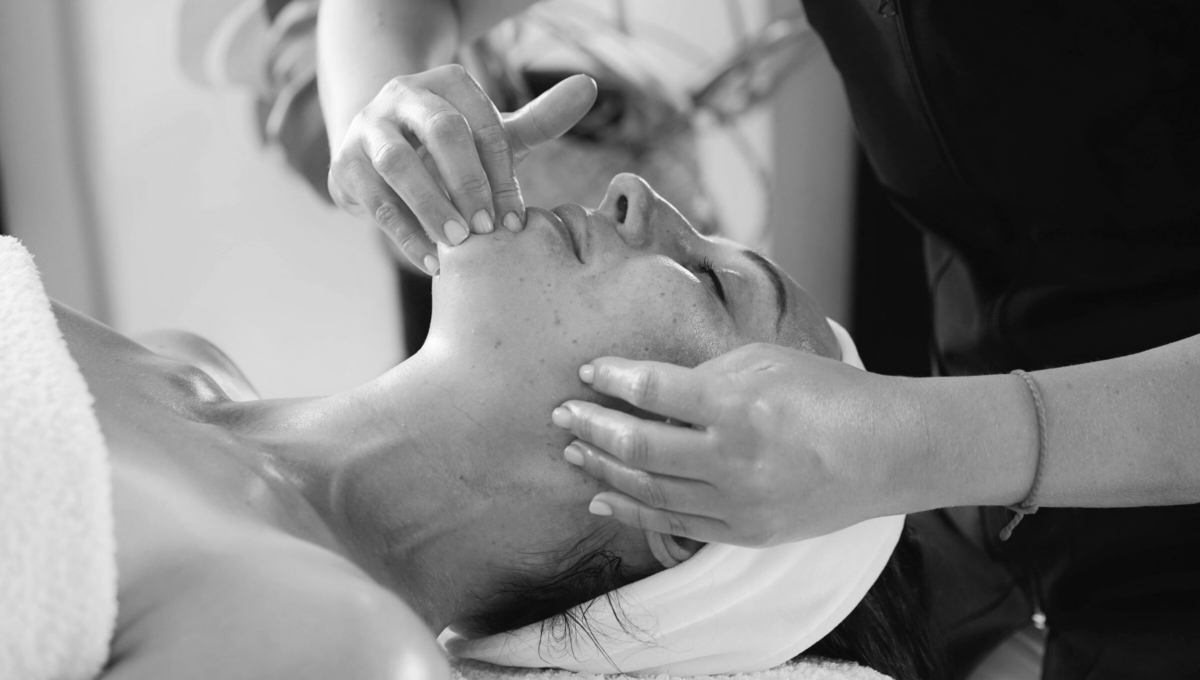 Müofastsiaalne näomassaaž Tartus