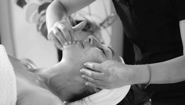 Müofastsiaalne näomassaaž Tartus